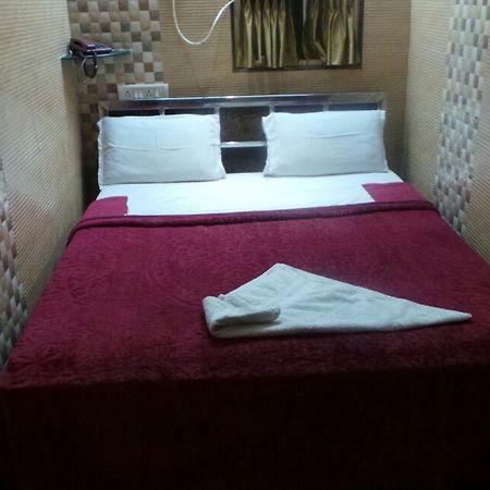 Hotel Shadab Palace Mumbai Kültér fotó